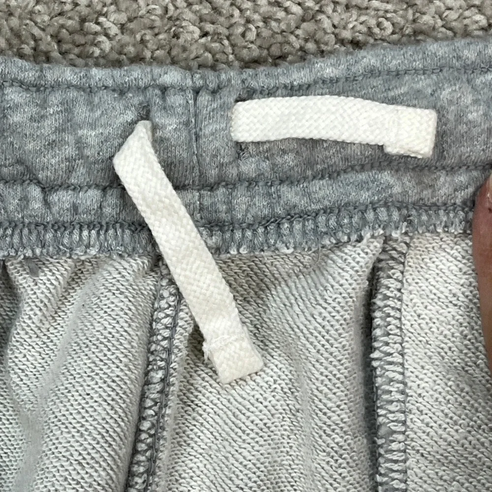 Nike Joggers‎ Mens Small Gray Stretch Waistband Athletic Club Fleece Sweatpants